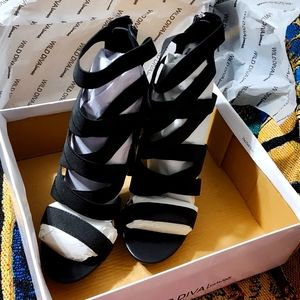 Wild diva black heels size 8